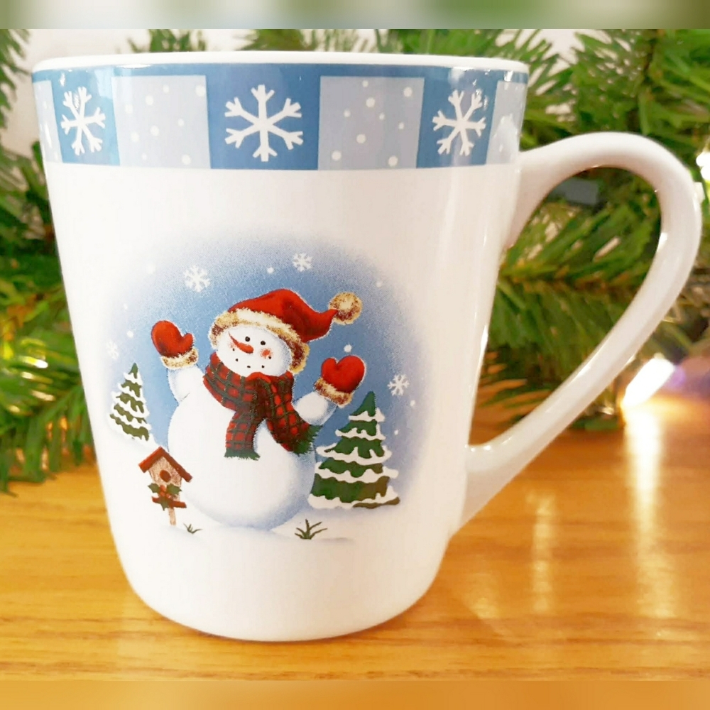 VINTAGE Blue & White Snowman Winter Mug ☃️